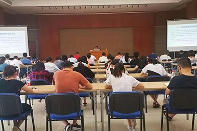 初心召唤继续，，，使命催人奋进——我司举行《浙商精神》主题党课